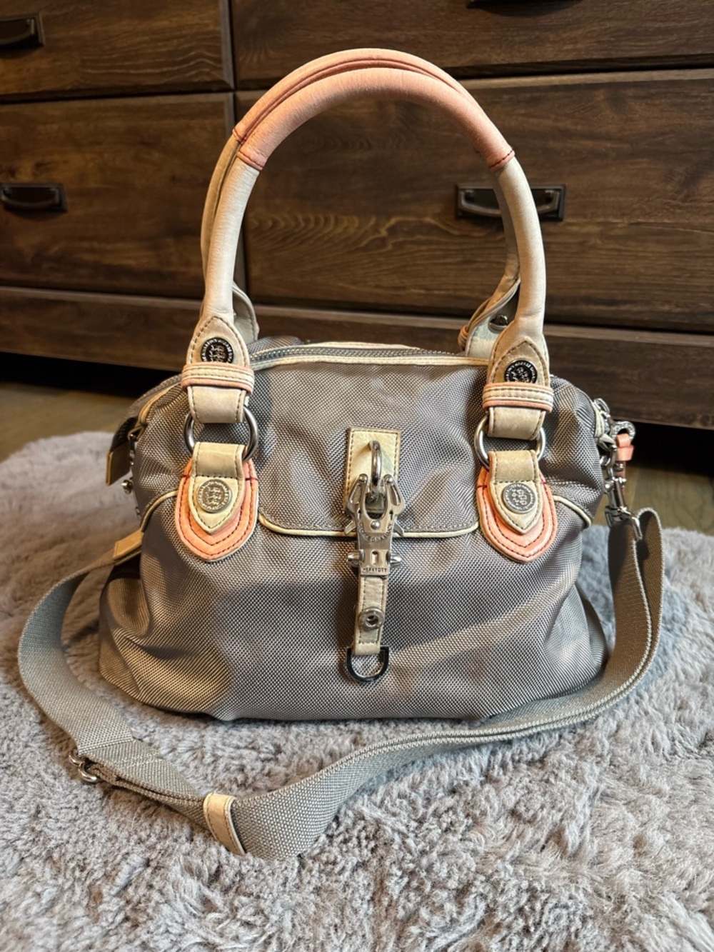 Vintage George Gina & Lucy Crossbody Shoulder Bag/Purse In Gray/Tan